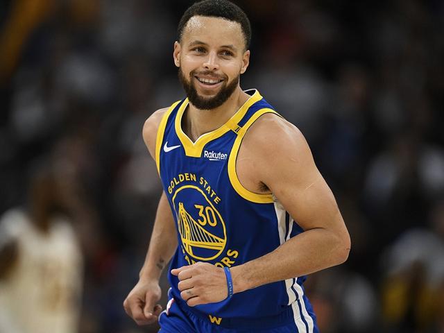 库里新星比分优势明显表现惊艳，湖人未来可期！的简单介绍